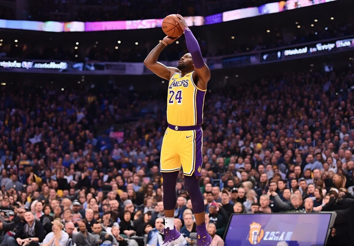 2018年NBA湖人vs爵士对决：精彩瞬间与战术对决回顾